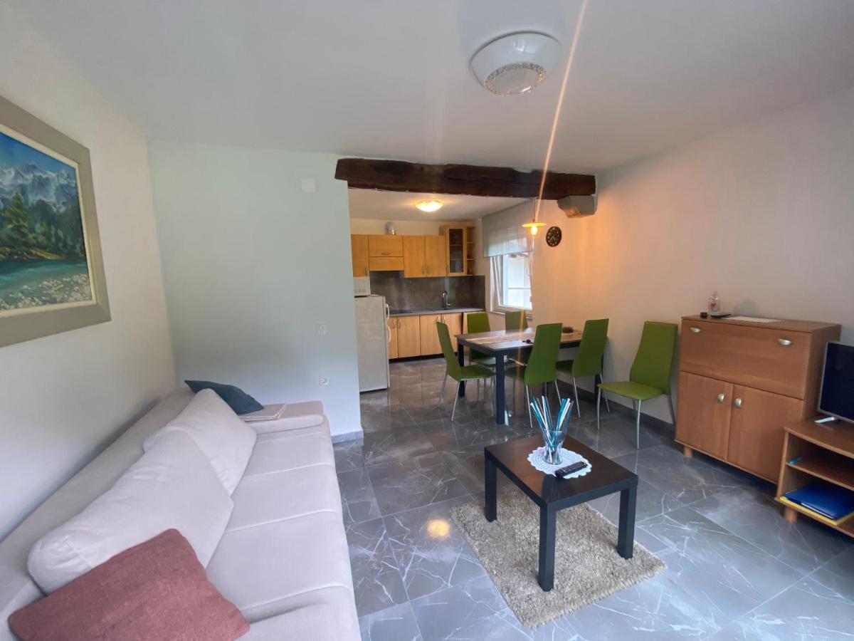 Apartment Konavec 코바리드 외부 사진